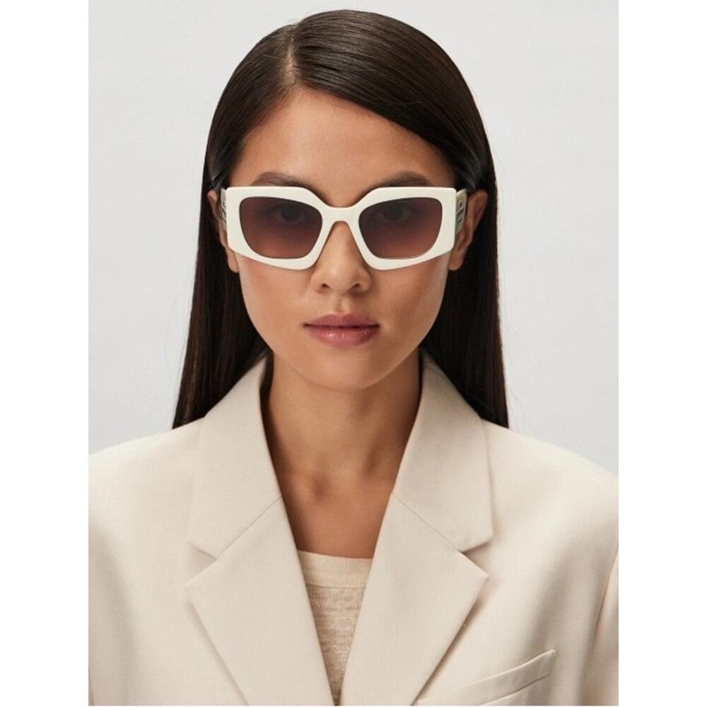 NEW!! Marc Jacobs MARC774/S SZJHA White Frame Cat Eye Sunglasses Authentic